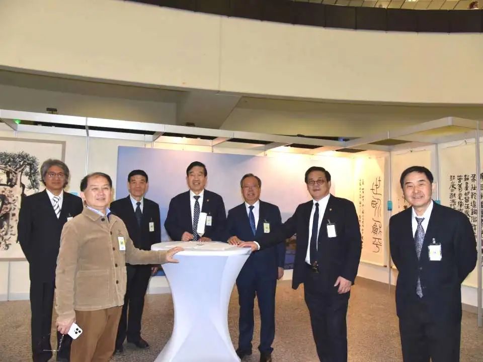 2025维也纳联合国中文日活动隆重举行——“从战国竹简到当代书画”让中国传统文化大放异彩