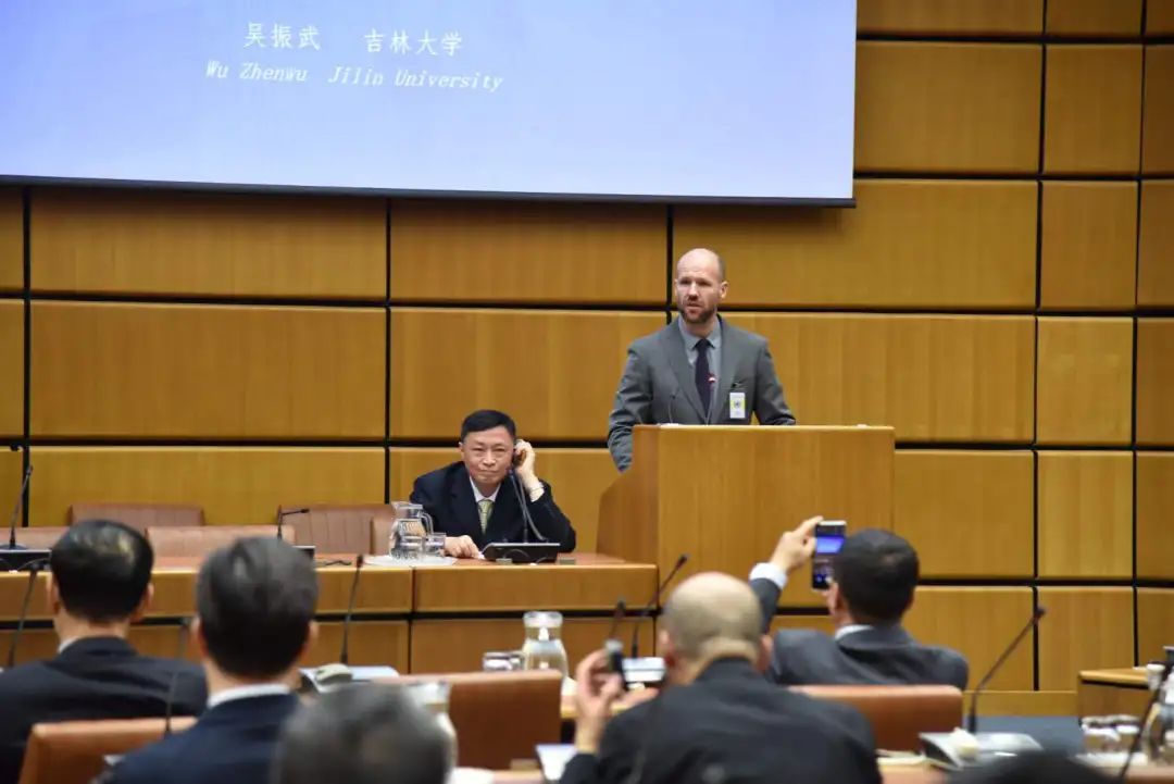 2025维也纳联合国中文日活动隆重举行——“从战国竹简到当代书画”让中国传统文化大放异彩