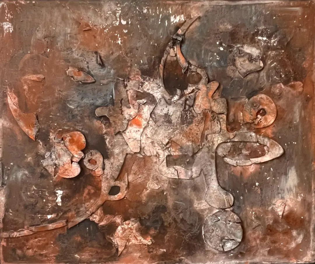 “第三届黑龙江省综合材料绘画作品双年展”昨日在哈尔滨师范大学美术馆开幕