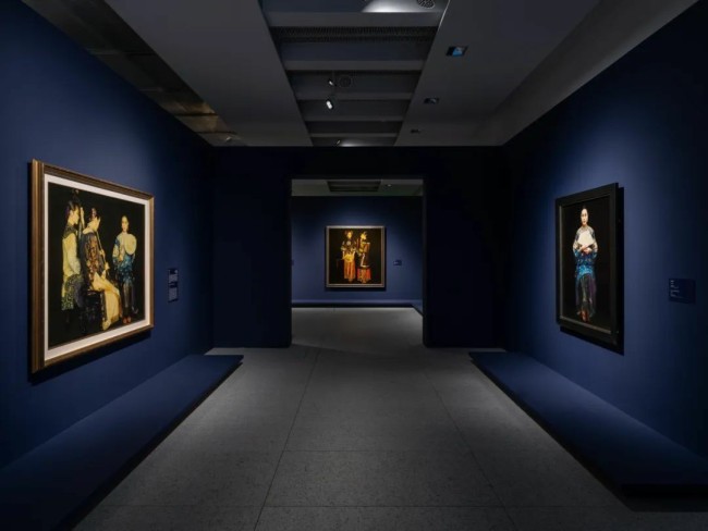 “时代逸飞：陈逸飞回顾展”今日在上海浦东美术馆开幕，展期至10月12日