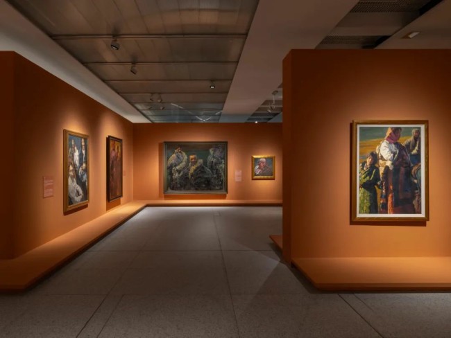 “时代逸飞：陈逸飞回顾展”今日在上海浦东美术馆开幕，展期至10月12日
