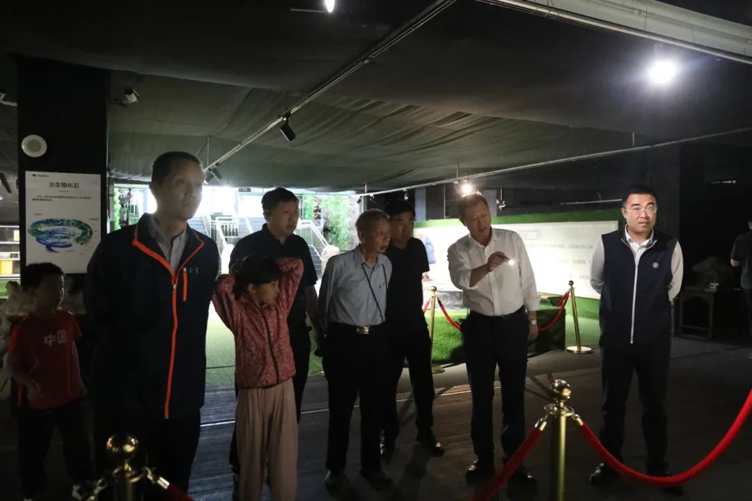 知名专家到山东力明科技职业学院参观考察，共探教育发展新路径