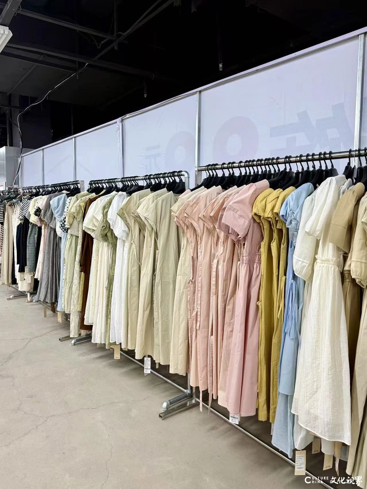 迪尚服装威海经区首场开仓，全场9.9元起！
