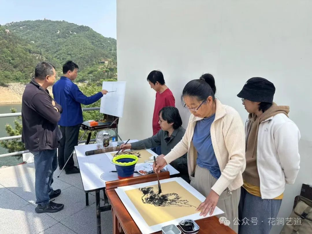 青岛乡村美术馆 | 提升乡村文化艺术氛围，让优秀文艺资源直达基层