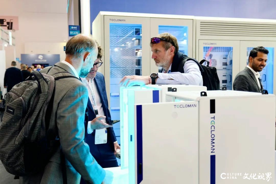 从斩获欧盟“双签”到加冕展会“金奖”——特隆美储能参展Intersolar Europe 2025首日迎来高光时刻