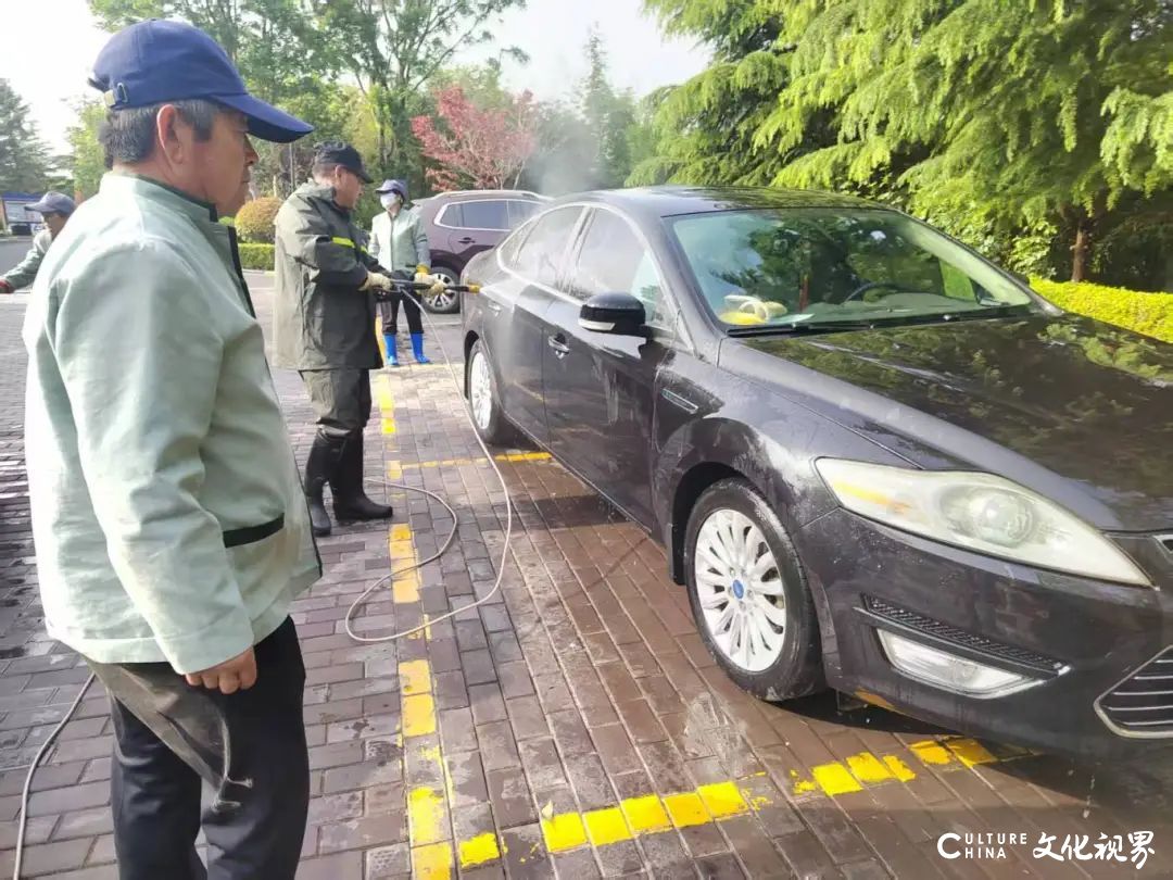 连续十年蝉联“物业百强”，细微服务传递温情关怀——海尚海服务4月服务报告闪亮出炉