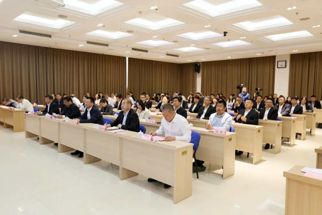 山东财金集团举办“新财金·新青年·新作风”最美青春主题活动