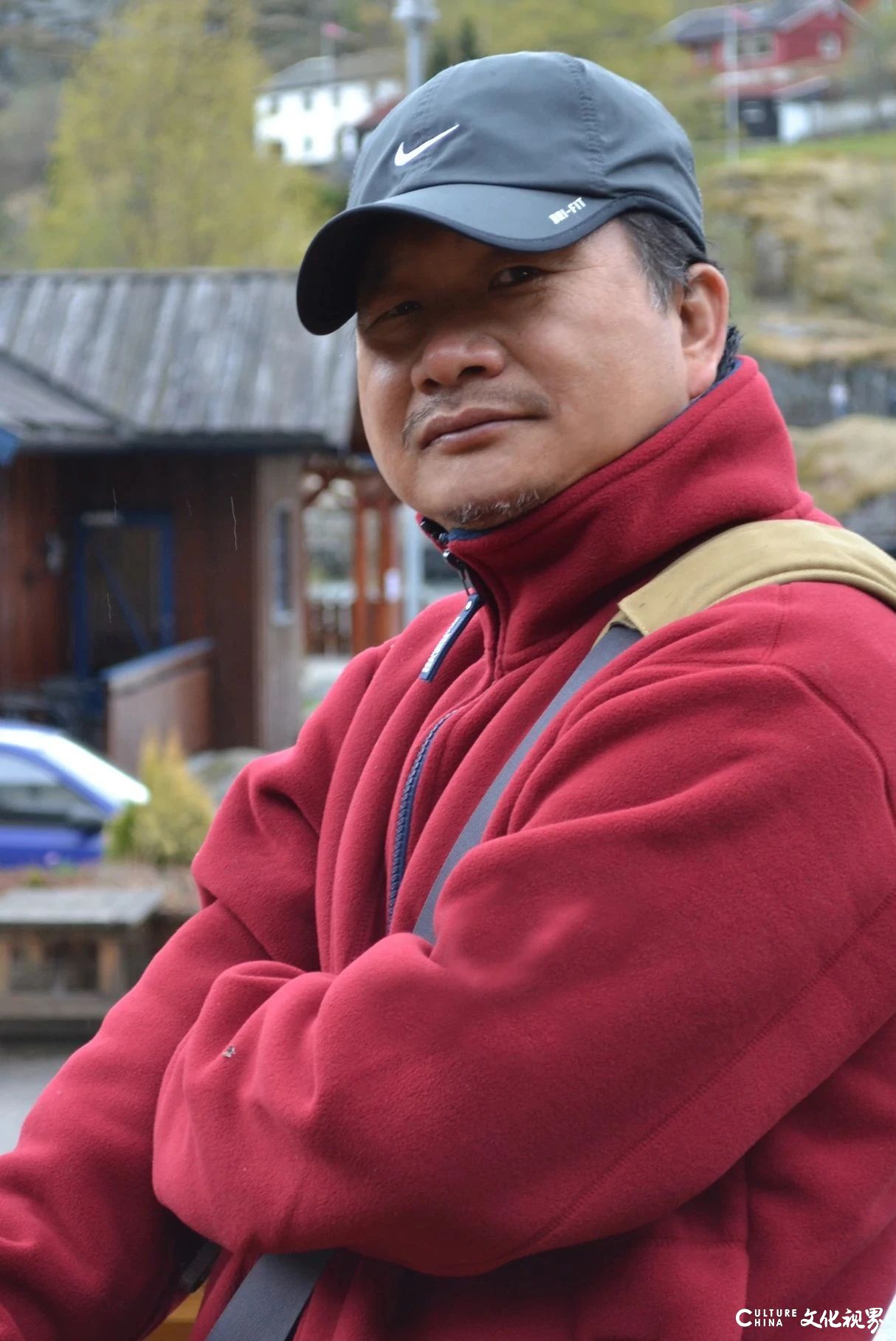 【DeepSeek谈艺】巫卫东西北山水写生的精神镜像：笔墨游走天地间