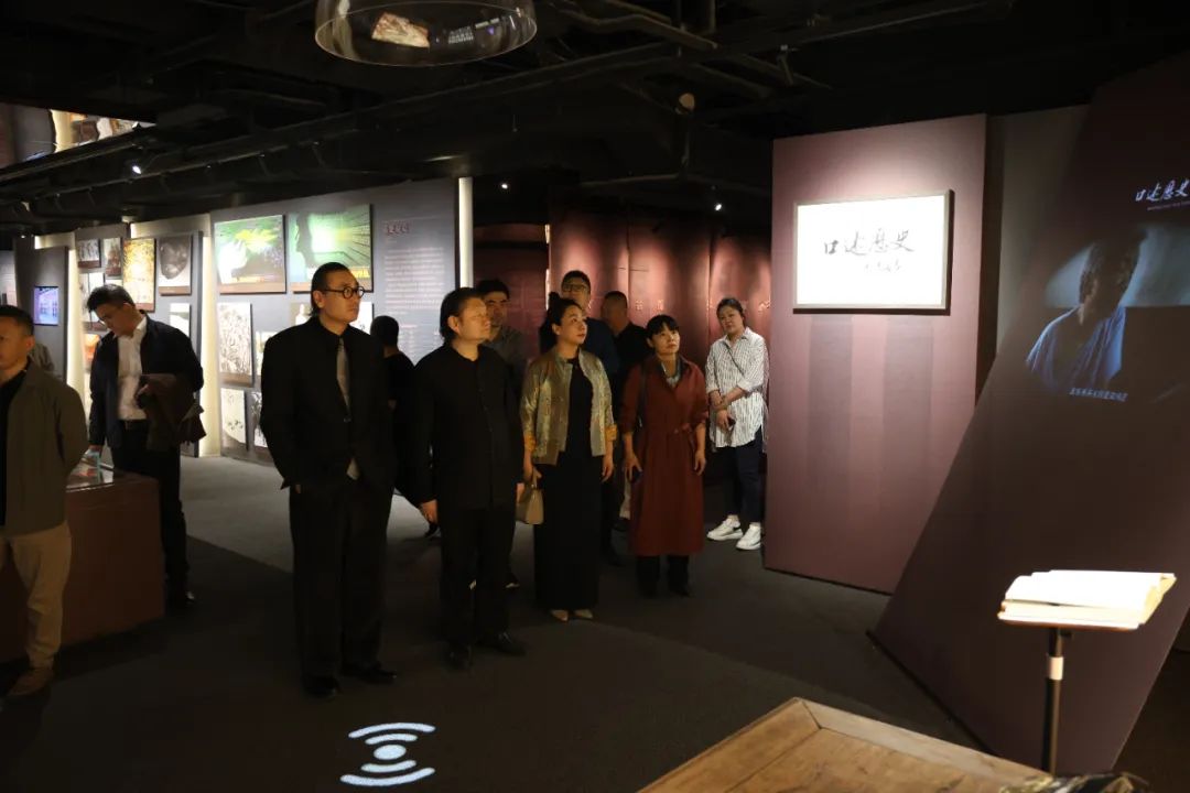 “中国国家画院与陕西美术界学术交流座谈会”在西安美术学院举行