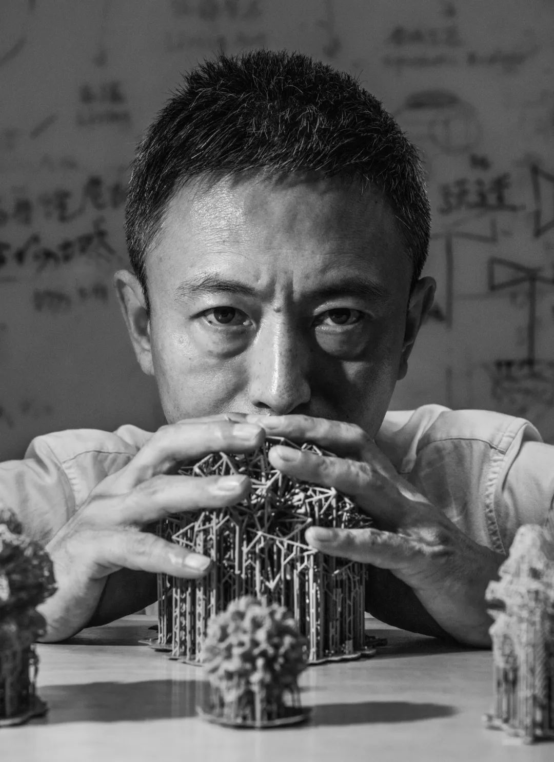对话费俊丨技术只是路径，生活才是根基