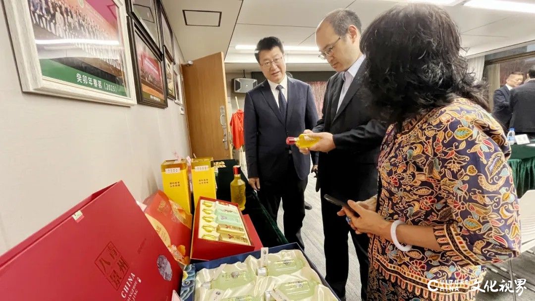 以酒为媒展示齐鲁非遗独特魅力——云门酱酒澳门推介会在澳门山东社团总会举行