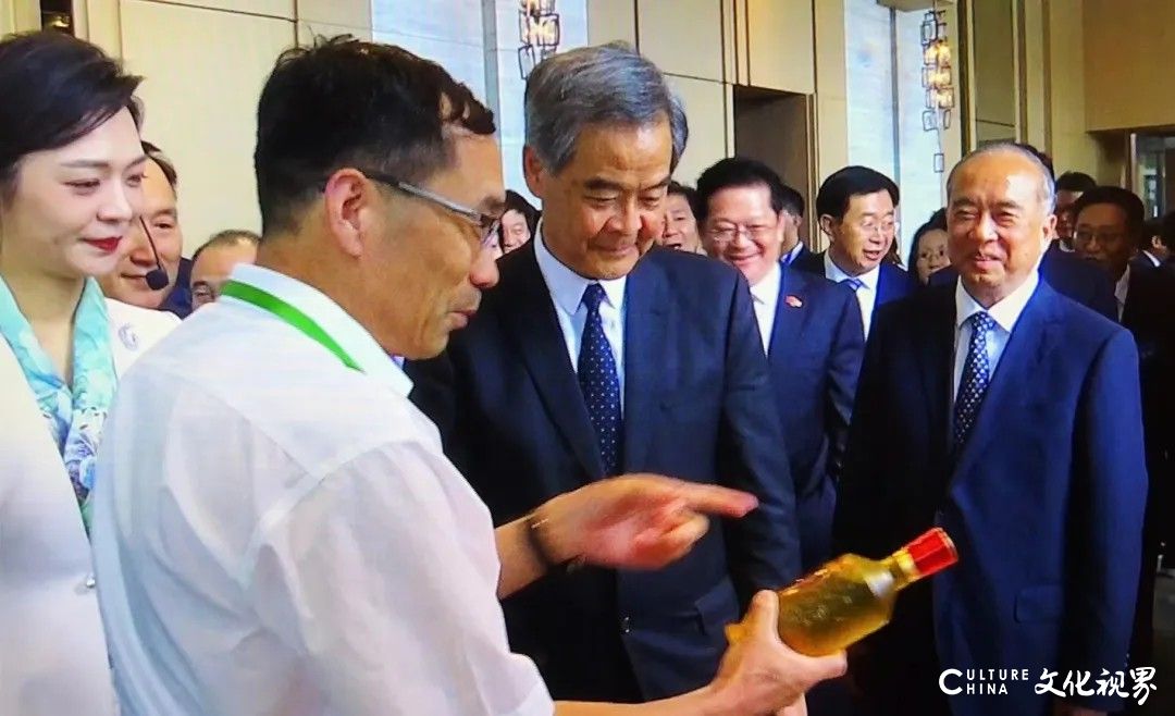 以酒为媒展示齐鲁非遗独特魅力——云门酱酒澳门推介会在澳门山东社团总会举行