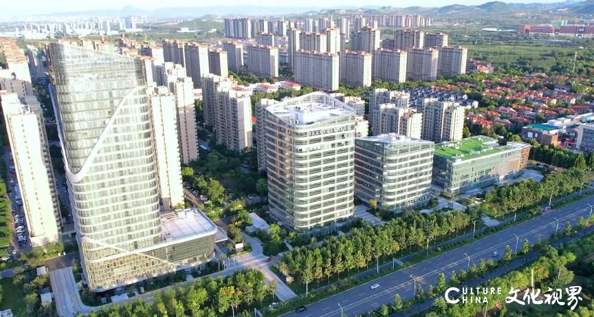 济南高新东中海云麓公馆，叠墅性价比之选，经十路旁首付30万起清盘倒计时！