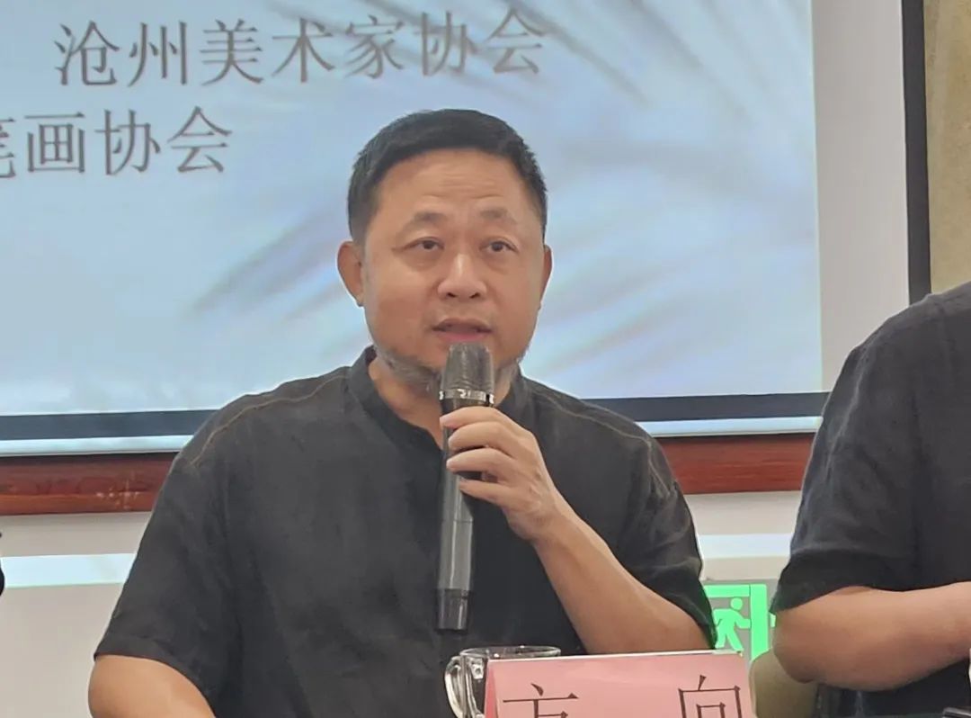 中国国家画院院长刘万鸣一行到河北沧州调研交流