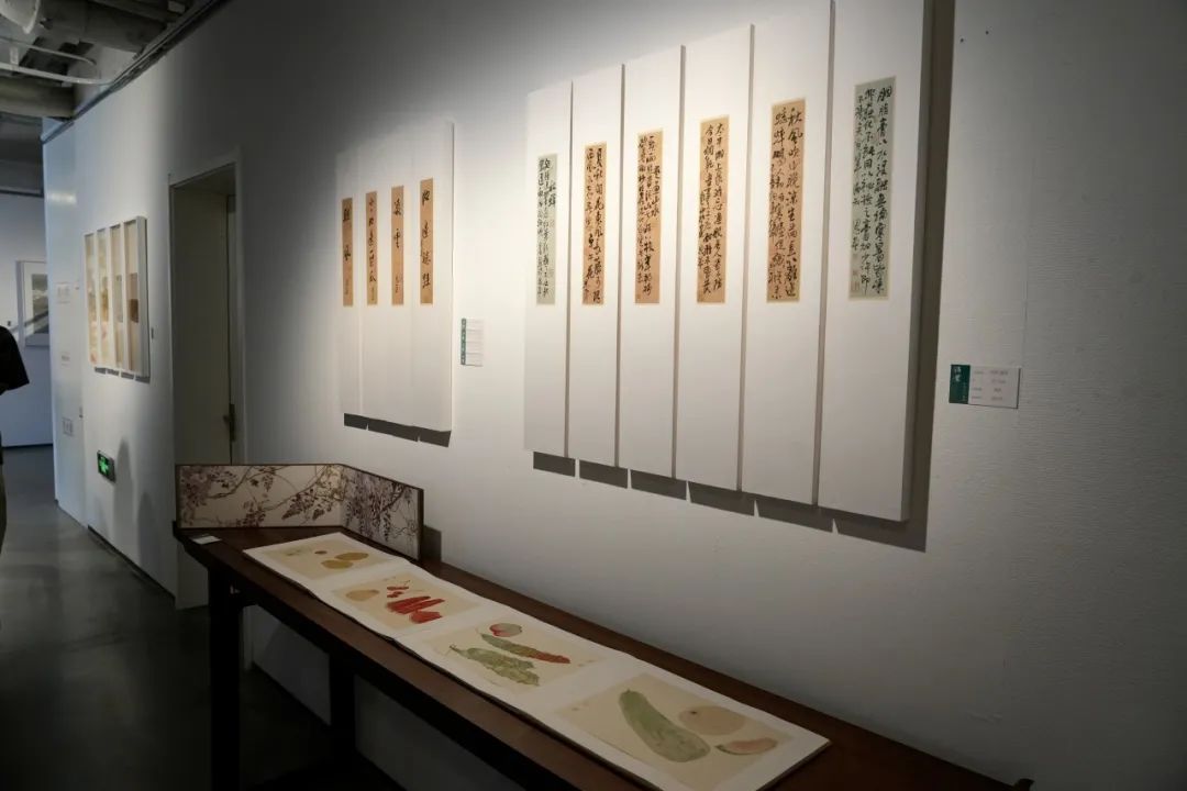 “滴翠——李恩成作品展”在济南京行艺术馆开幕，展期至7月8日