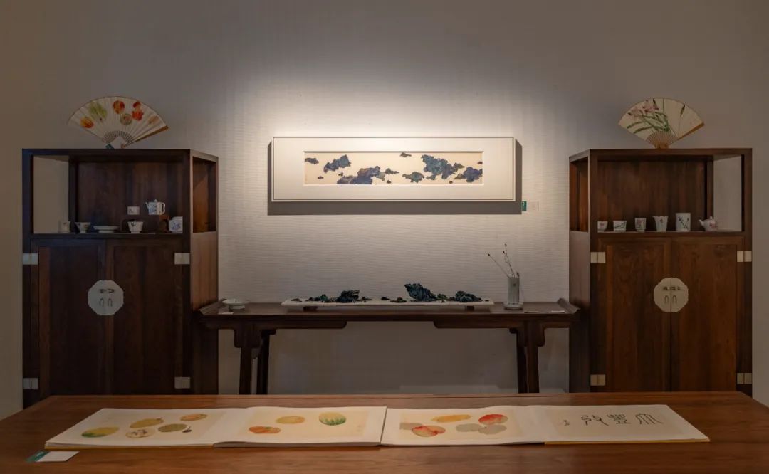 “滴翠——李恩成作品展”在济南京行艺术馆开幕，展期至7月8日