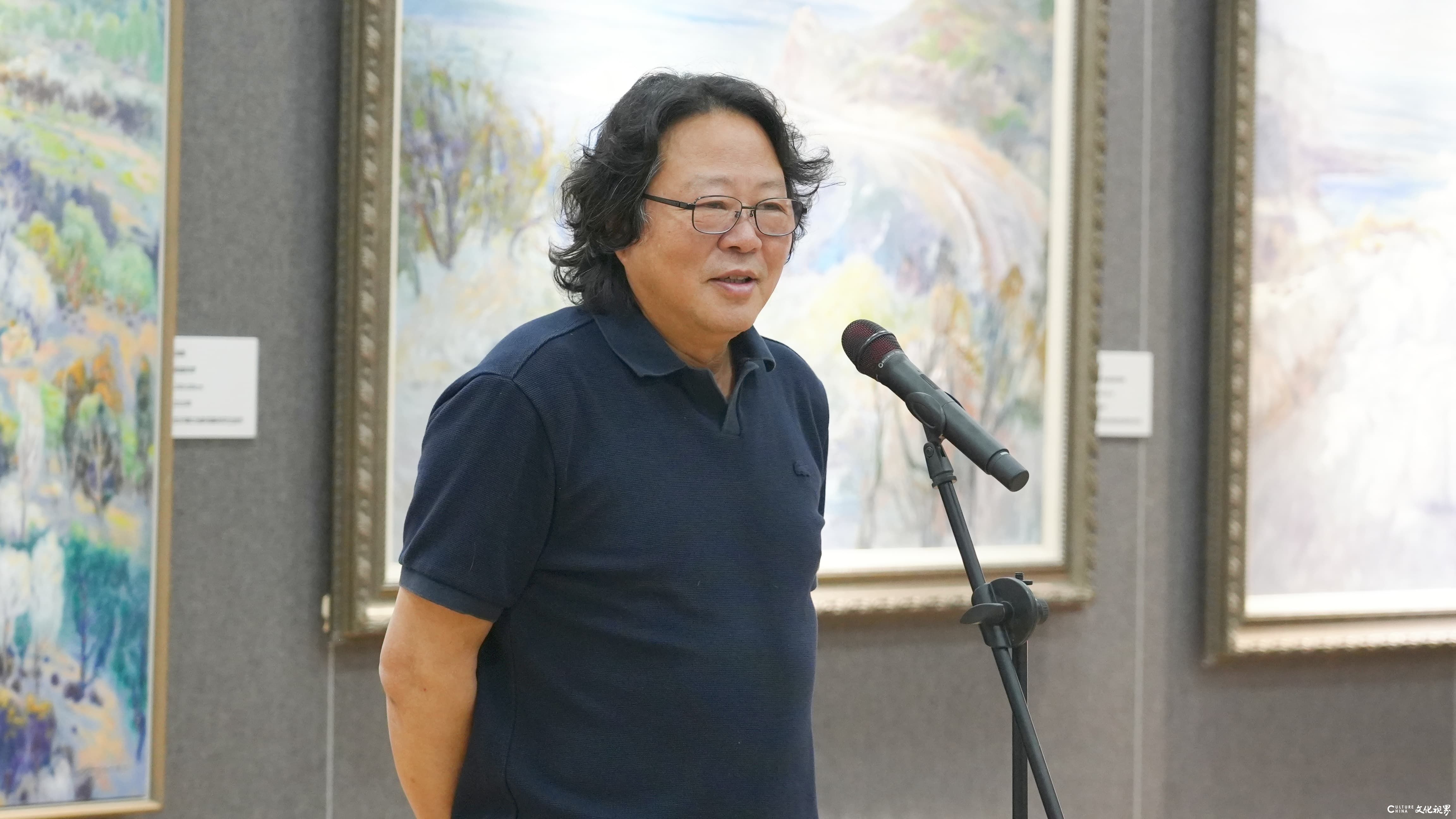 “教学相长——李平从教三十五年美术教学回顾展”今日在山东大学中心校区开幕