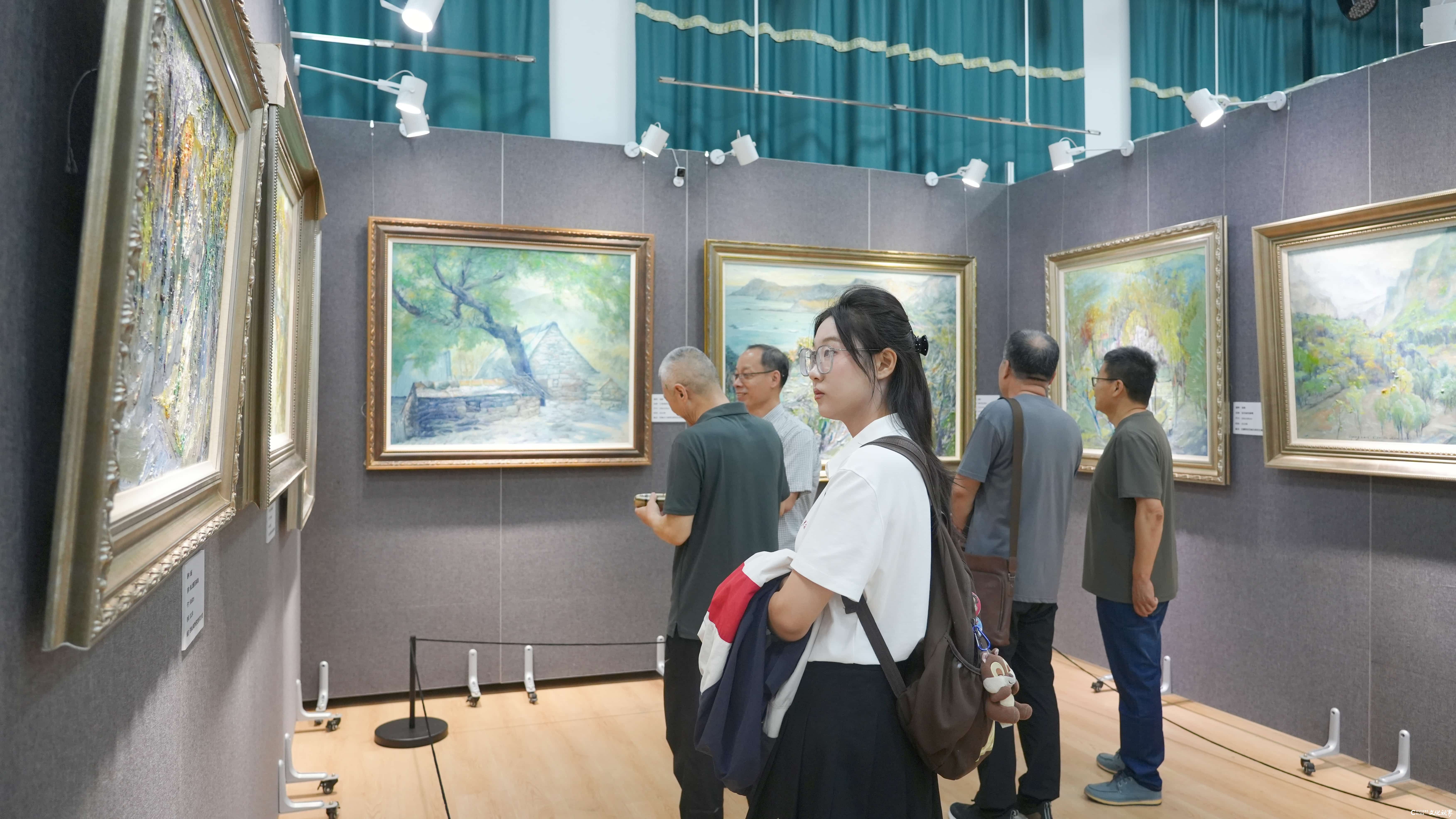 “教学相长——李平从教三十五年美术教学回顾展”今日在山东大学中心校区开幕
