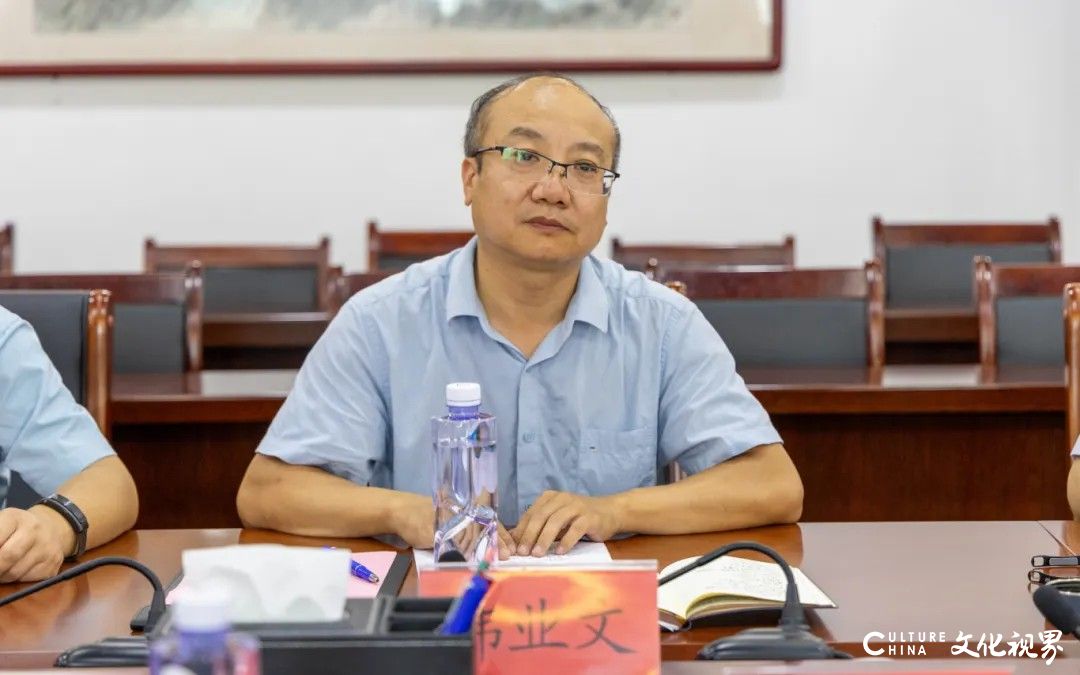 “迎七一” 济南市书协书法名家进校园纪实：翰墨泉城公益讲堂交流笔会在山东工程职业技术大学举行