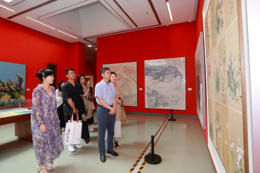 “回溯——广州画院暨青苗计划文献晋京展”在中国国家画院美术馆开幕