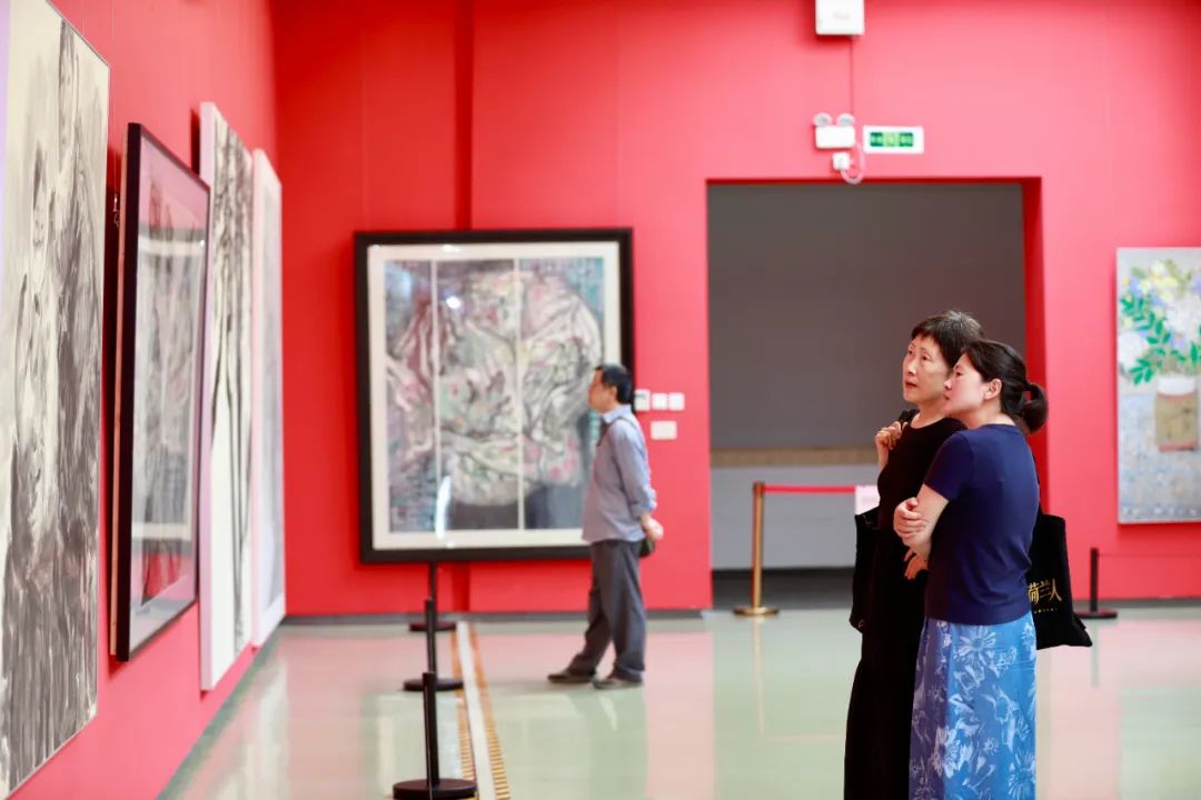“回溯——广州画院暨青苗计划文献晋京展”在中国国家画院美术馆开幕
