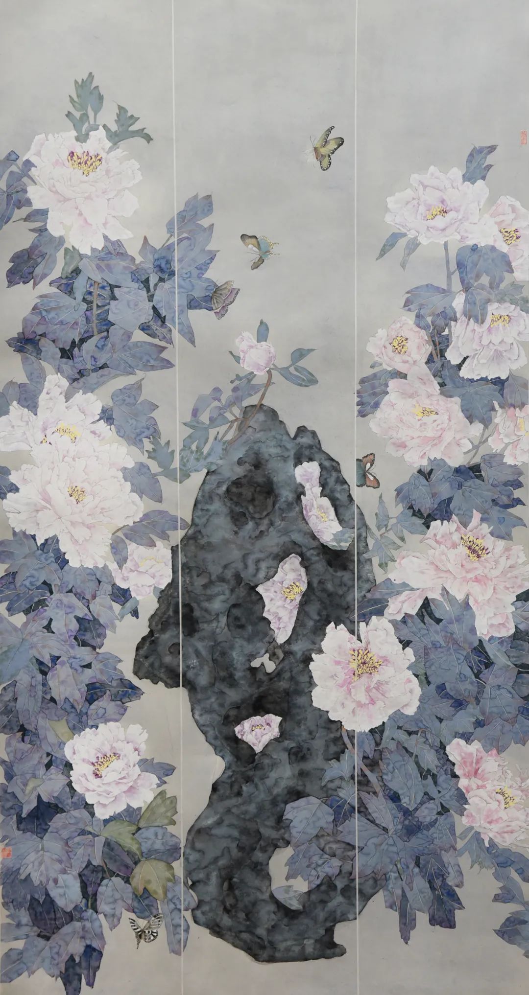 “梦笔生花——山东美协助力巨野工笔牡丹画培训成果展”今日上午在济南市美术馆盛大开幕