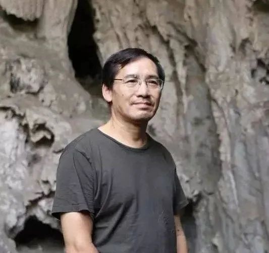 《丹青铸魂》丨与徐里一起走近丁一林《以大国姿态登上国际舞台》，感受笔触间奔涌的历史张力
