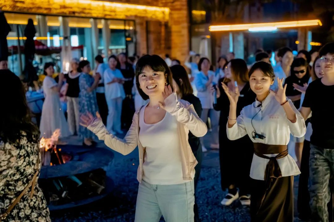 懂你，更宠你——莎蔓莉莎的优雅里，藏着日常的温柔