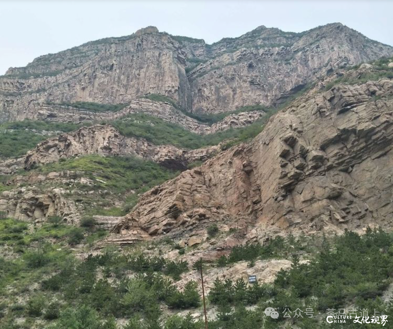 跟随舒建新前往北岳恒山，于秋寒中触摸风骨，在山风中涤荡心魂