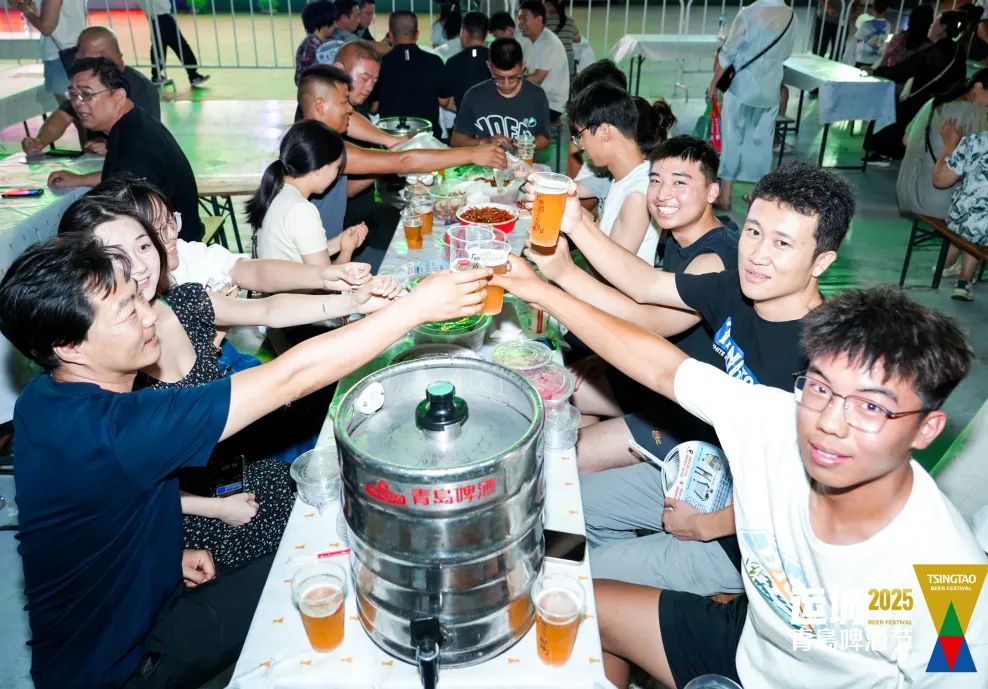 举杯青岛 见“郑”美好！首届郑州青岛啤酒节欢乐开幕