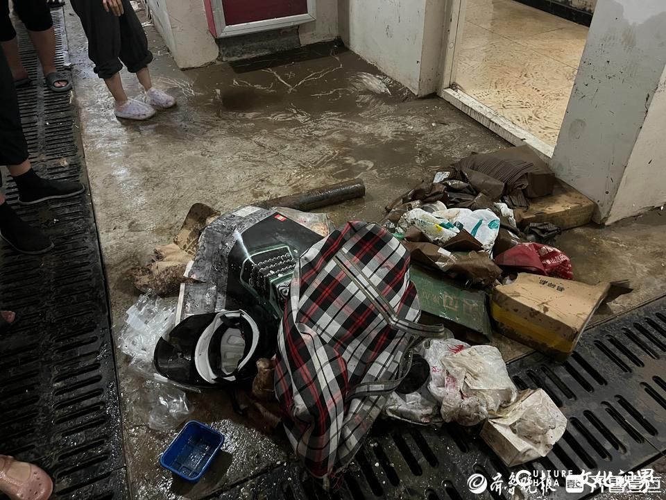 污水倒灌、门框被泡开裂……泰安福源·翡翠嘉苑因雨、污管道设计缺陷连年被淹