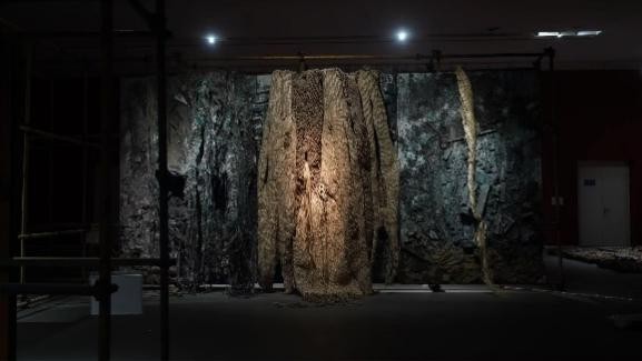 “睹物与凝思——郭振宇艺术展”引观展热潮，展期延至8月10日