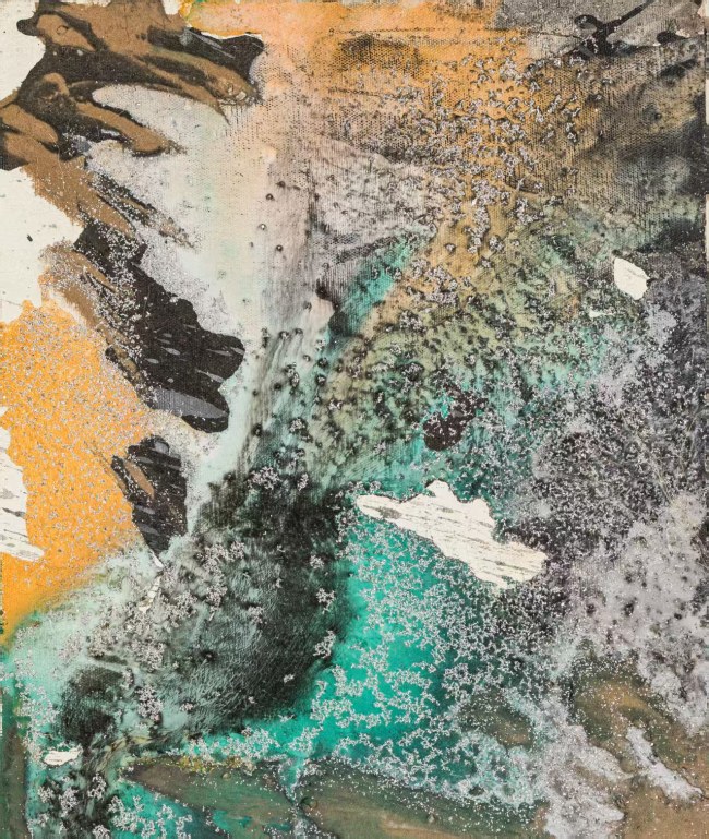 “睹物与凝思——郭振宇艺术展”引观展热潮，展期延至8月10日