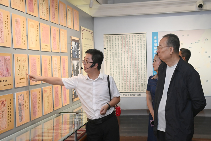 潘鲁生在广东汕头开展民间文艺调研