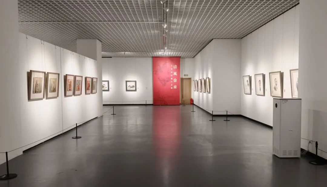 “清风徐来——徐青峰绘画作品展”在临沂李翔美术馆开展，展期至8月25日
