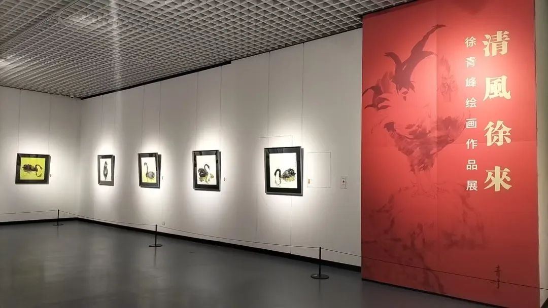 “清风徐来——徐青峰绘画作品展”在临沂李翔美术馆开展，展期至8月25日