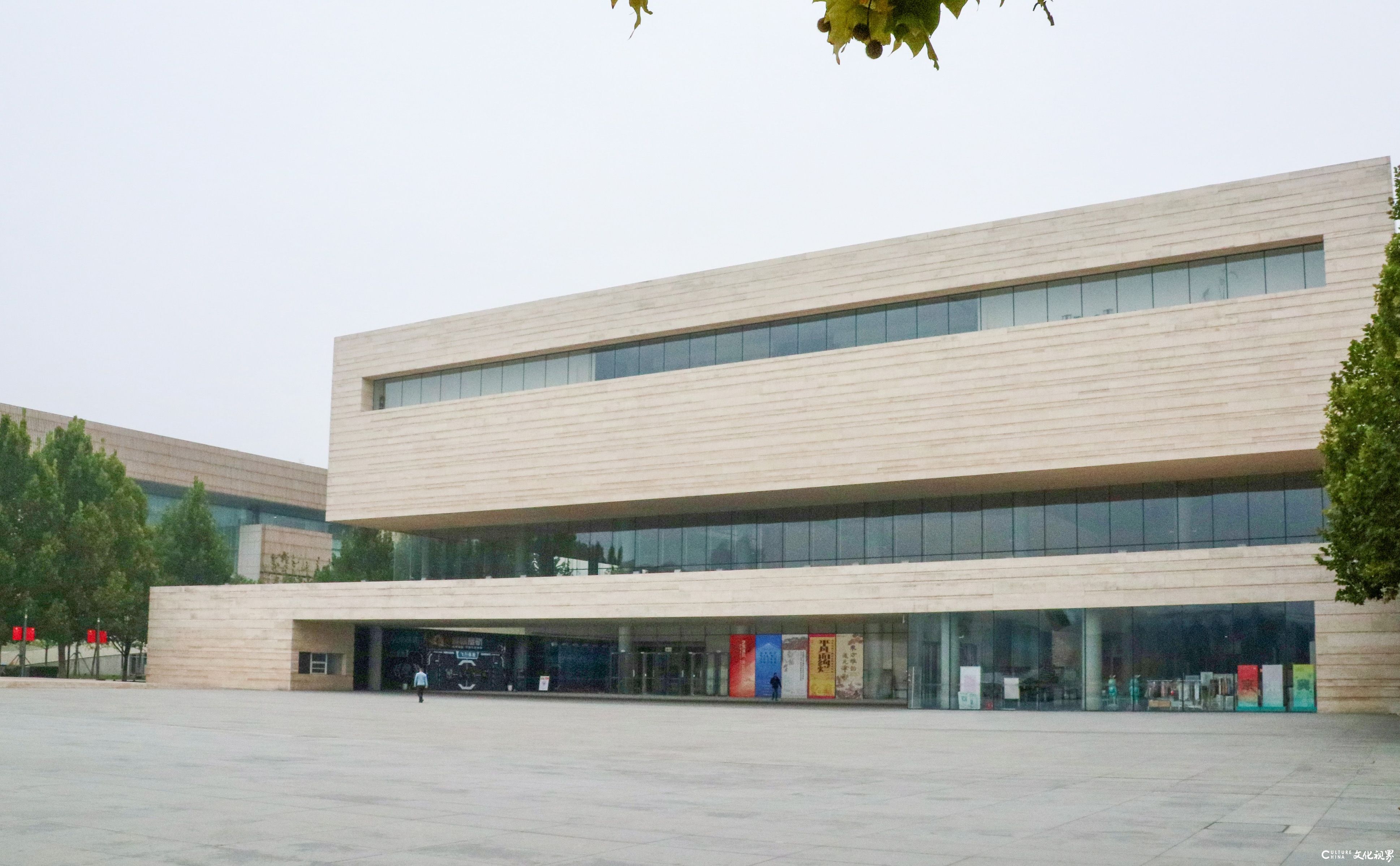 03  天津美术馆外观.jpg