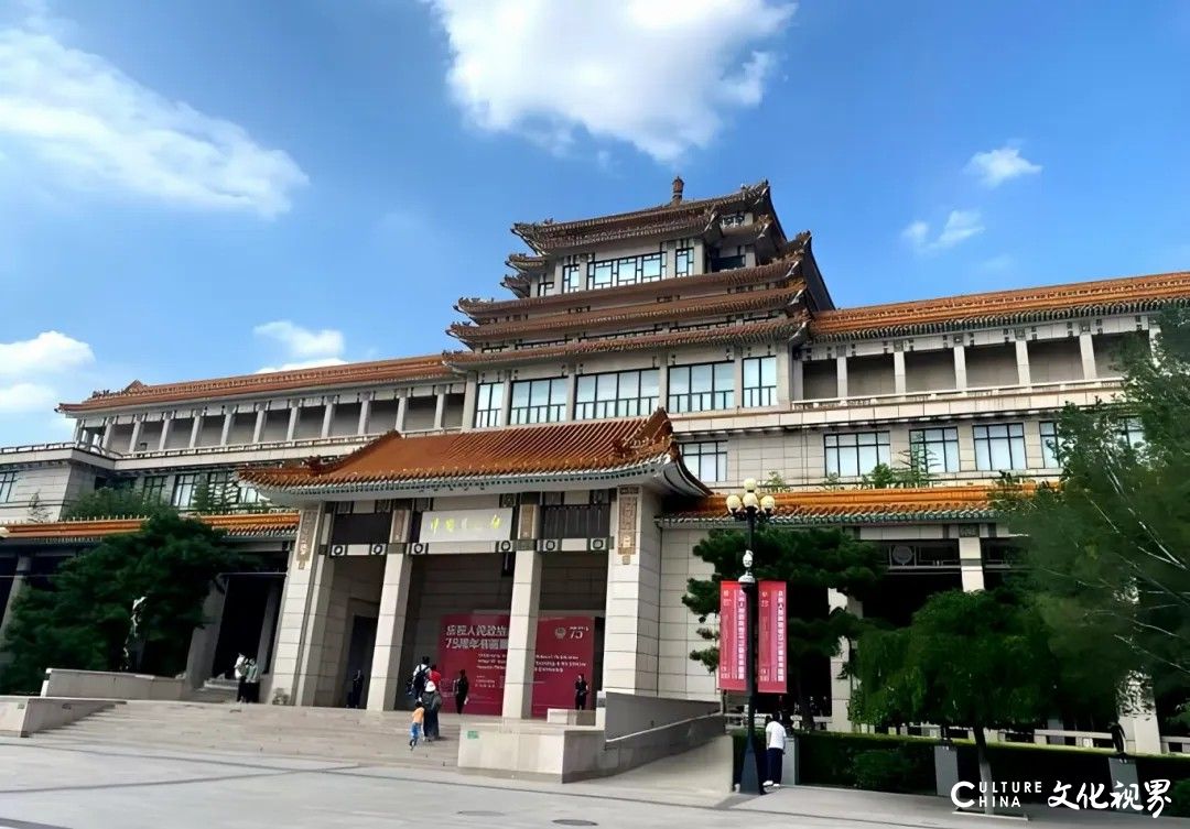 风雨同舟，共绘一江清水——《新长江万里图》亮相中国美术馆